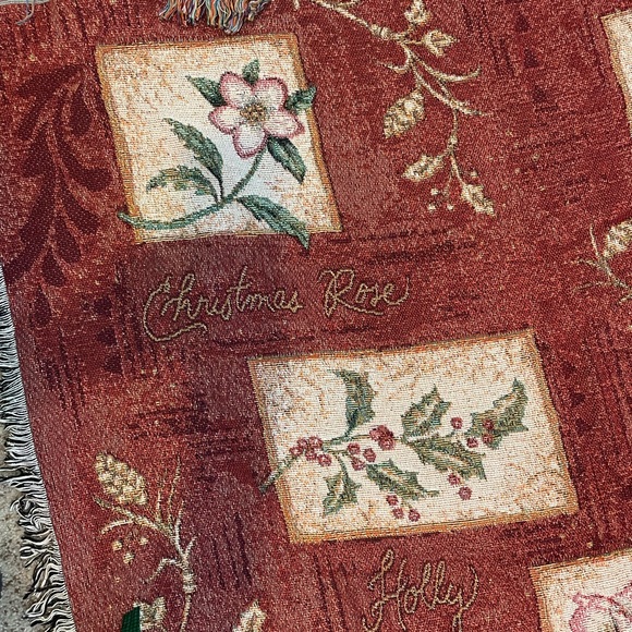 Vintage Christmas throw blanket Holiday Botanical metallic tapestry 50” by 60” - Picture 8 of 10